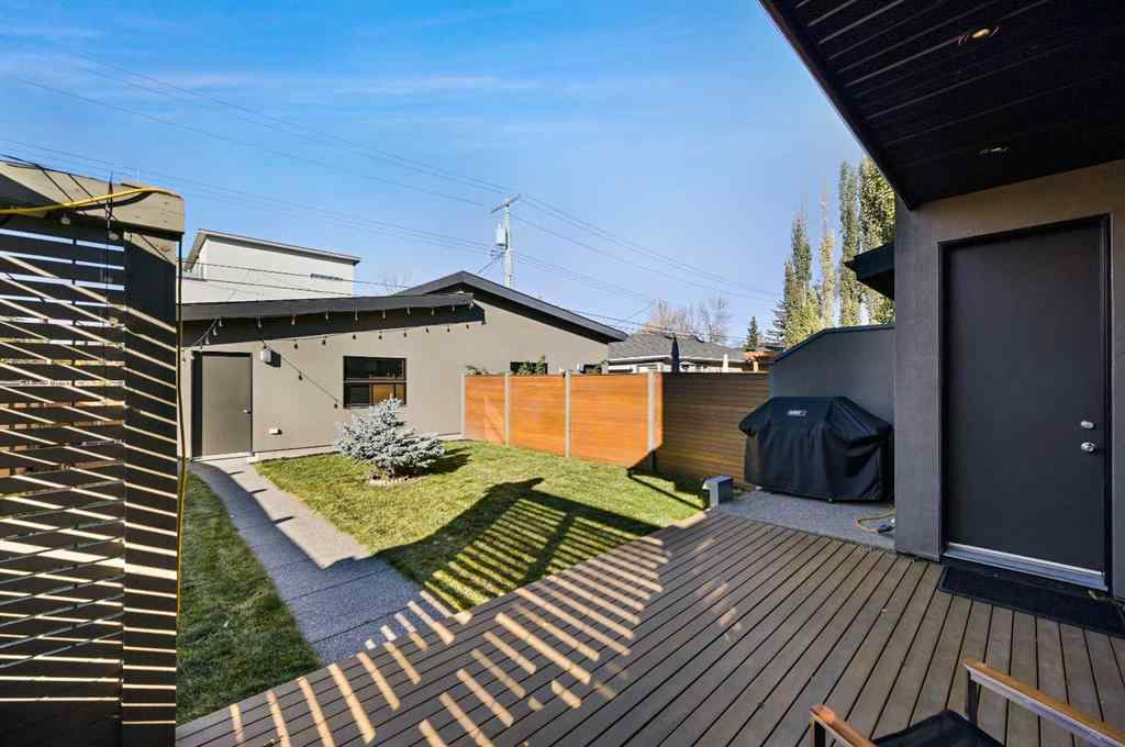 MLS® A2264953 - 2702 28 Avenue SW in Killarney/Glengarry Calgary, Residential