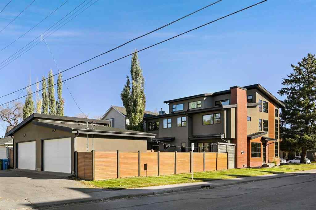 MLS® A2264953 - 2702 28 Avenue SW in Killarney/Glengarry Calgary, Residential