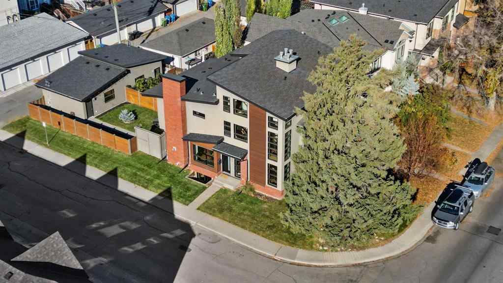 MLS® A2264953 - 2702 28 Avenue SW in Killarney/Glengarry Calgary, Residential