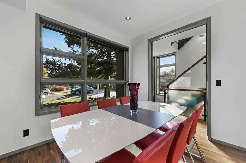 MLS® A2264953 - 2702 28 Avenue SW in Killarney/Glengarry Calgary, Residential