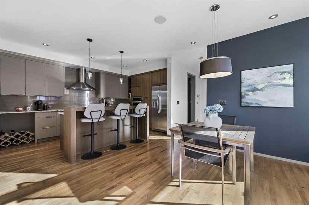 MLS® A2264953 - 2702 28 Avenue SW in Killarney/Glengarry Calgary, Residential