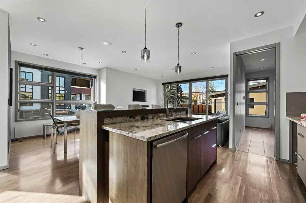 MLS® A2264953 - 2702 28 Avenue SW in Killarney/Glengarry Calgary, Residential