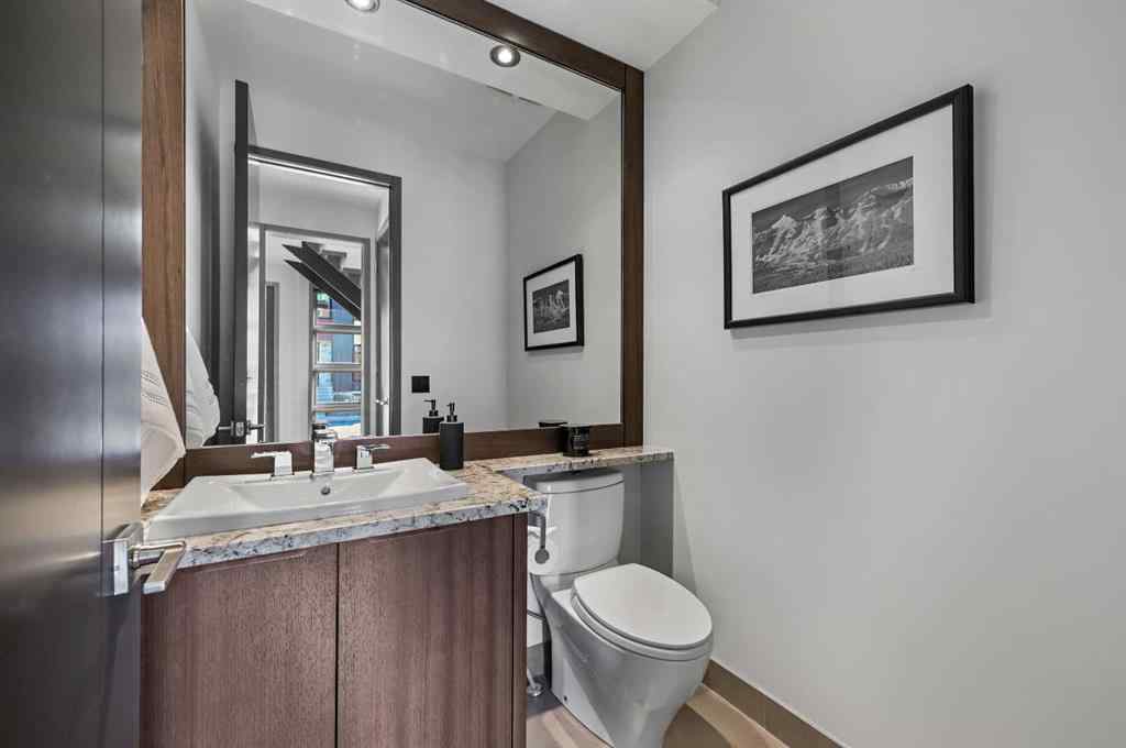 MLS® A2264953 - 2702 28 Avenue SW in Killarney/Glengarry Calgary, Residential