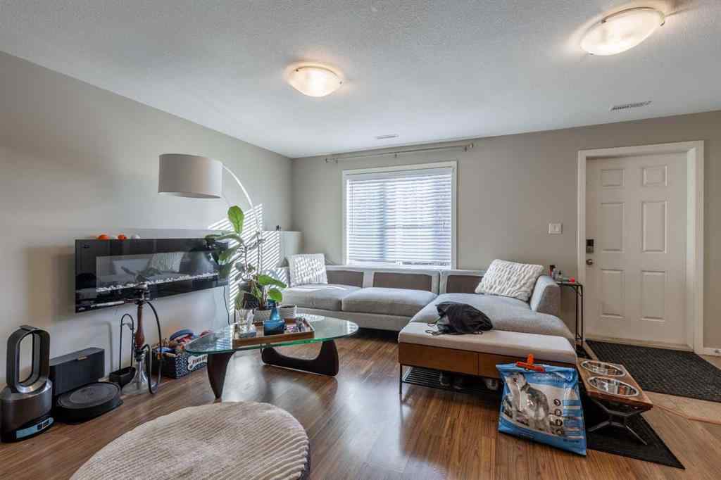 MLS® A2264957 - 230 Mt Sundance Crescent W in Sunridge Lethbridge, Residential