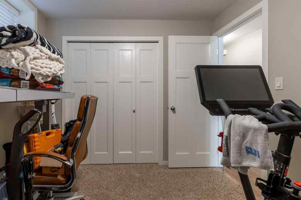 MLS® A2264957 - 230 Mt Sundance Crescent W in Sunridge Lethbridge, Residential