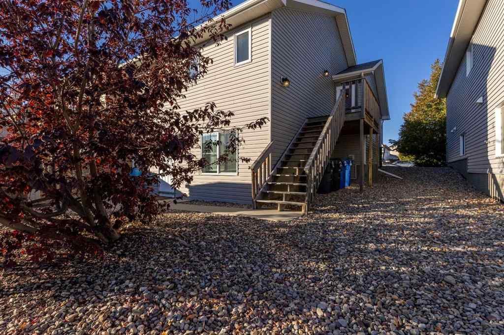MLS® A2264957 - 230 Mt Sundance Crescent W in Sunridge Lethbridge, Residential