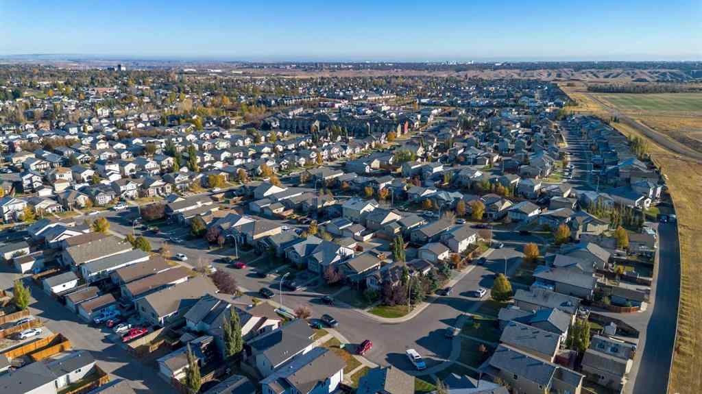 MLS® A2264957 - 230 Mt Sundance Crescent W in Sunridge Lethbridge, Residential