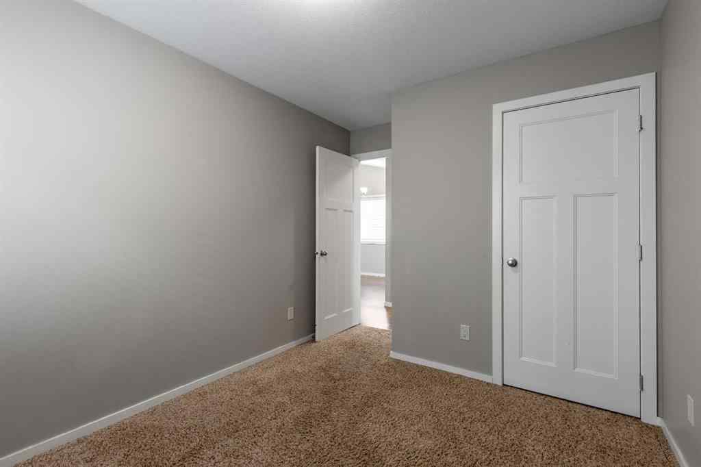 MLS® A2264957 - 230 Mt Sundance Crescent W in Sunridge Lethbridge, Residential