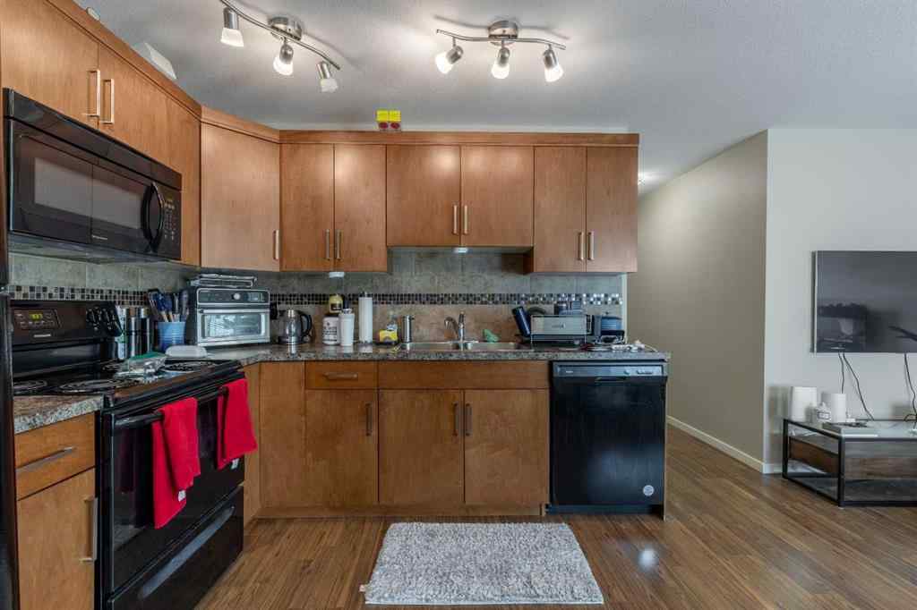 MLS® A2264957 - 230 Mt Sundance Crescent W in Sunridge Lethbridge, Residential