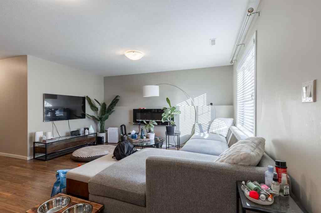 MLS® A2264957 - 230 Mt Sundance Crescent W in Sunridge Lethbridge, Residential