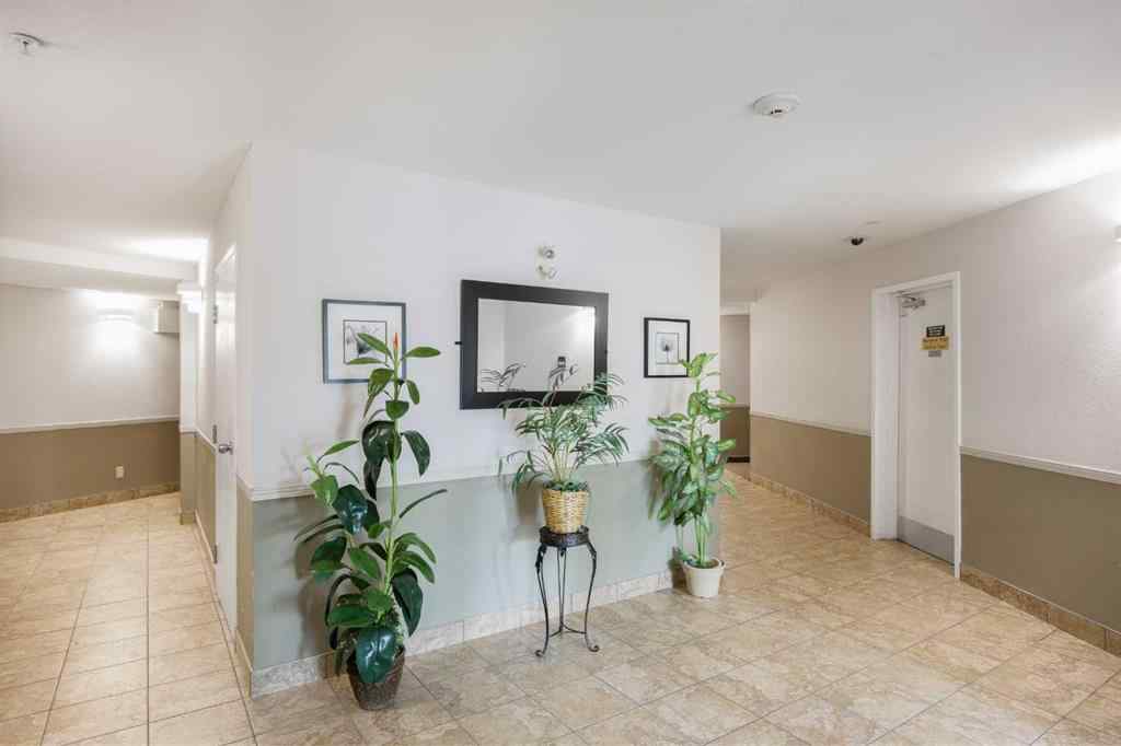 MLS® A2264958 - Unit #115 4000 Somervale Court SW in Somerset Calgary, Residential