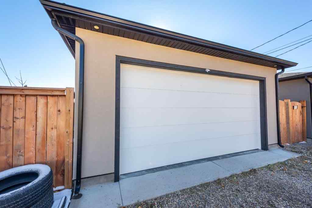 MLS® A2264959 - 4210 41 Avenue SW in Glamorgan Calgary, Residential