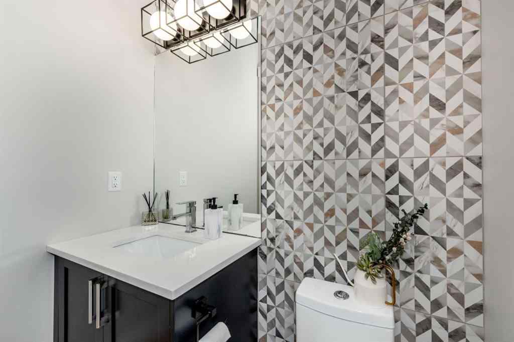 MLS® A2264959 - 4210 41 Avenue SW in Glamorgan Calgary, Residential