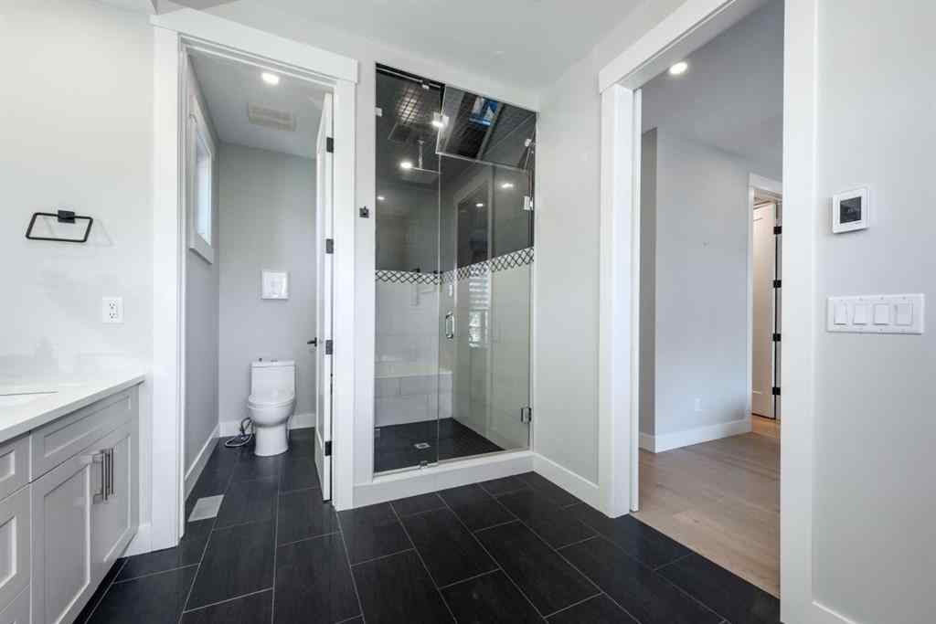 MLS® A2264959 - 4210 41 Avenue SW in Glamorgan Calgary, Residential