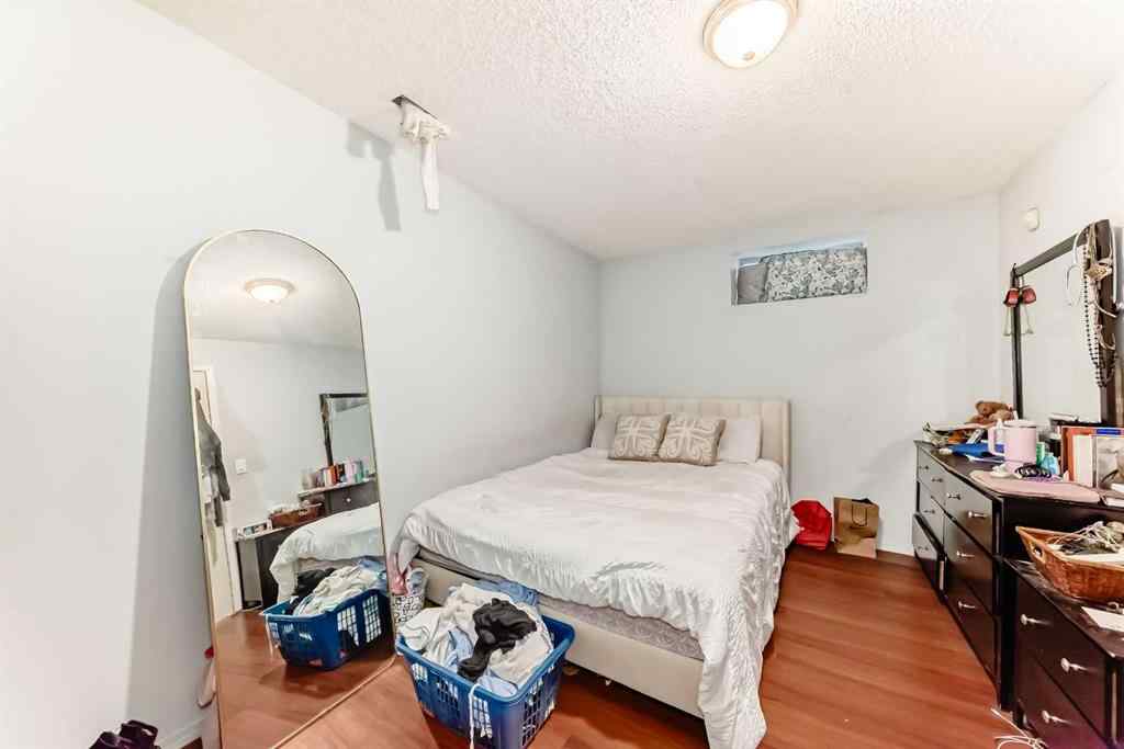 MLS® A2264960 - 11 San Diego Green NE in Monterey Park Calgary, Residential
