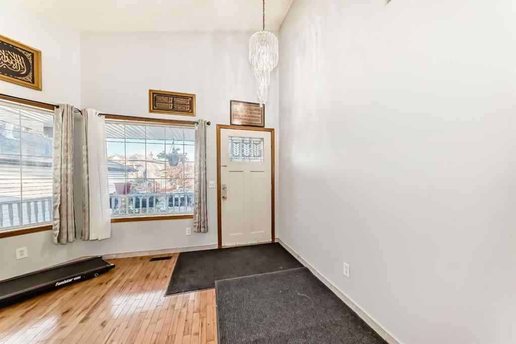 MLS® A2264960 - 11 San Diego Green NE in Monterey Park Calgary, Residential