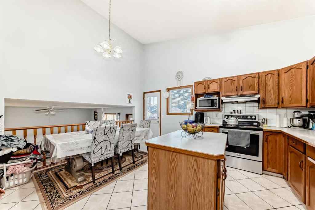 MLS® A2264960 - 11 San Diego Green NE in Monterey Park Calgary, Residential