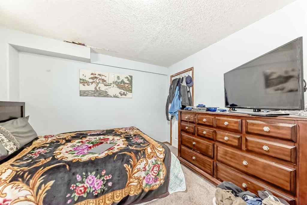 MLS® A2264960 - 11 San Diego Green NE in Monterey Park Calgary, Residential