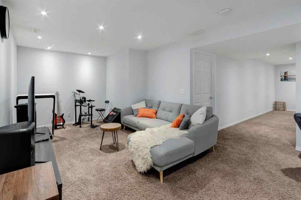 MLS® A2264961 - 6 Hidden Creek Rise NW in Hidden Valley Calgary, Residential