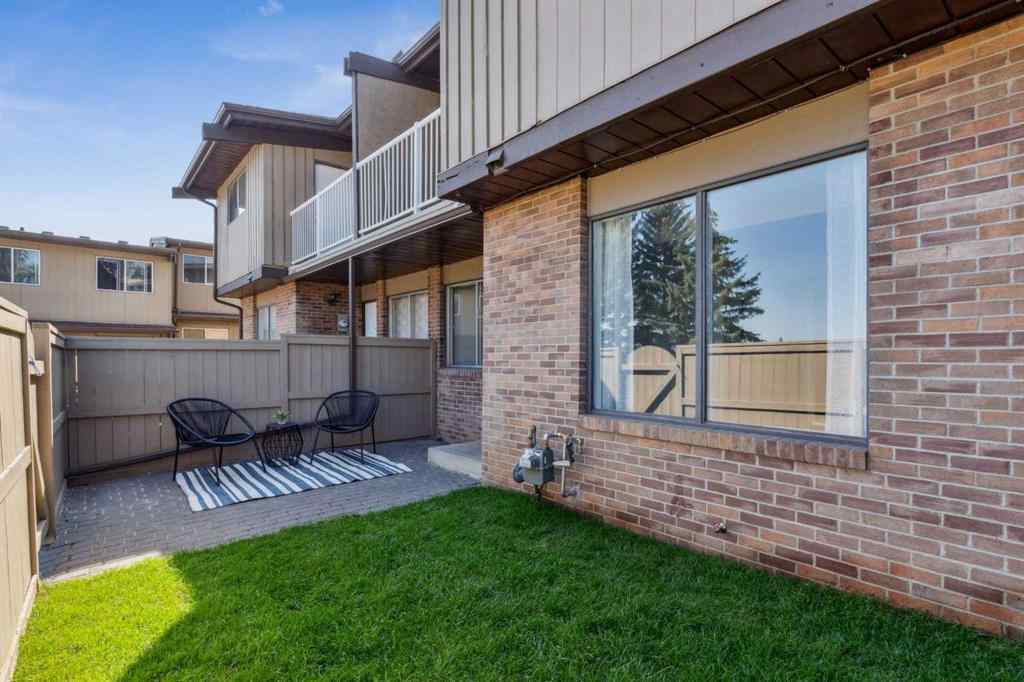 MLS® A2264965 - Unit #21 1055 72 Avenue NW in Huntington Hills Calgary, Residential