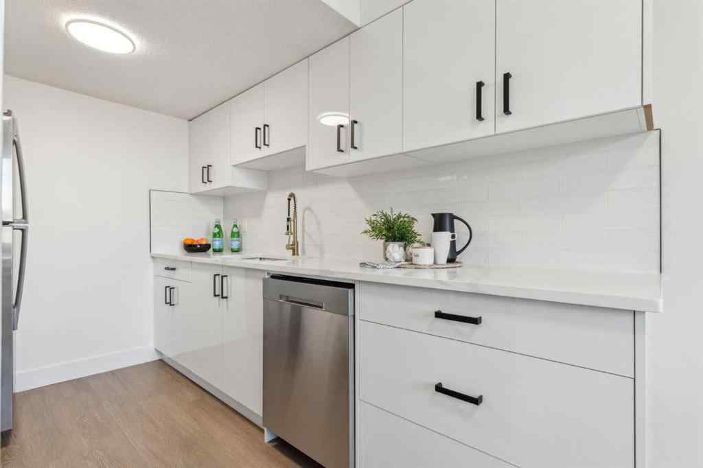 MLS® A2264965 - Unit #21 1055 72 Avenue NW in Huntington Hills Calgary, Residential