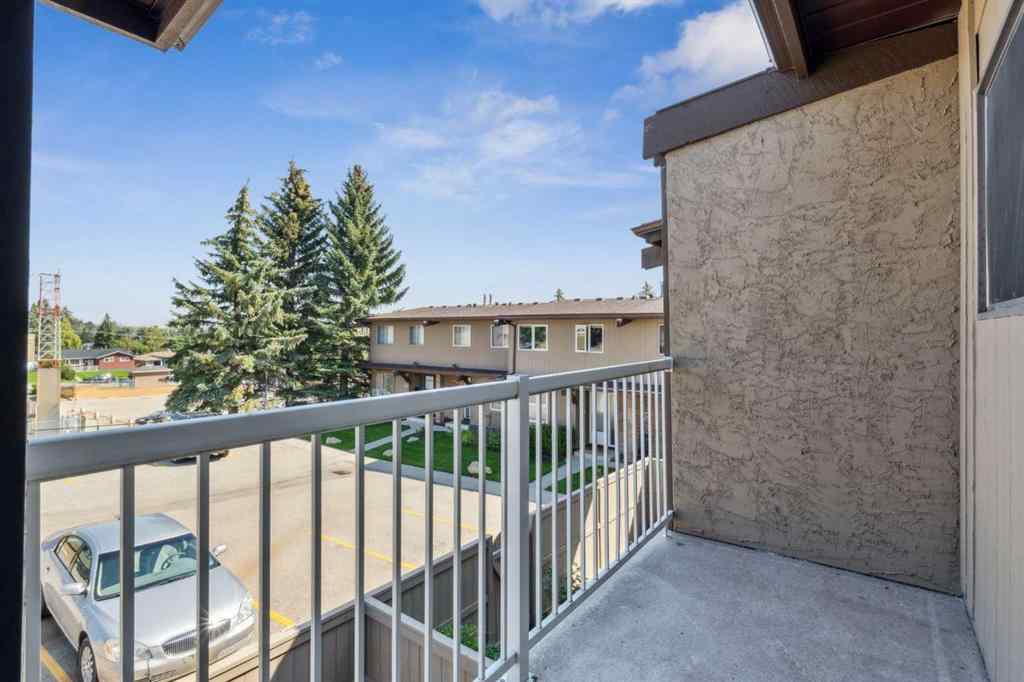 MLS® A2264965 - Unit #21 1055 72 Avenue NW in Huntington Hills Calgary, Residential
