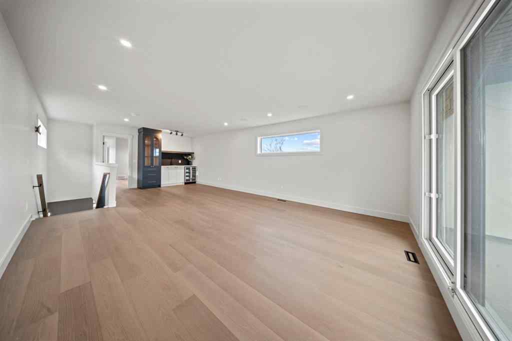 MLS® A2264967 - 2519 19A Street SW in Richmond Calgary, Residential