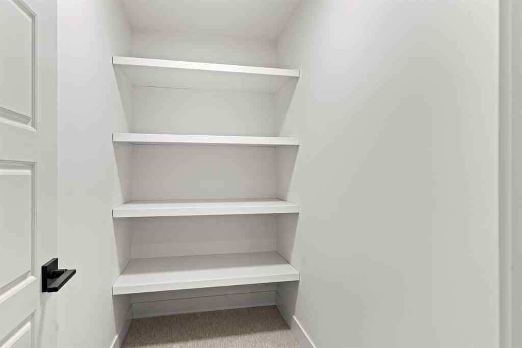 MLS® A2264967 - 2519 19A Street SW in Richmond Calgary, Residential