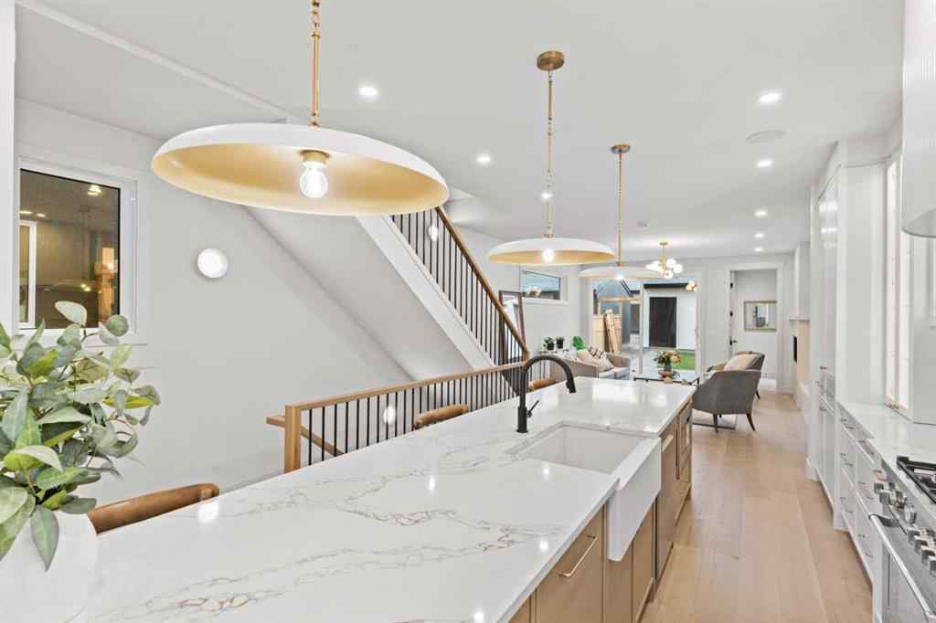 MLS® A2264967 - 2519 19A Street SW in Richmond Calgary, Residential