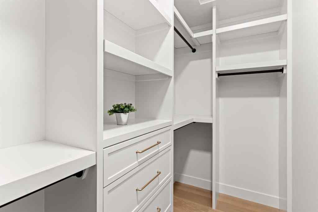 MLS® A2264967 - 2519 19A Street SW in Richmond Calgary, Residential