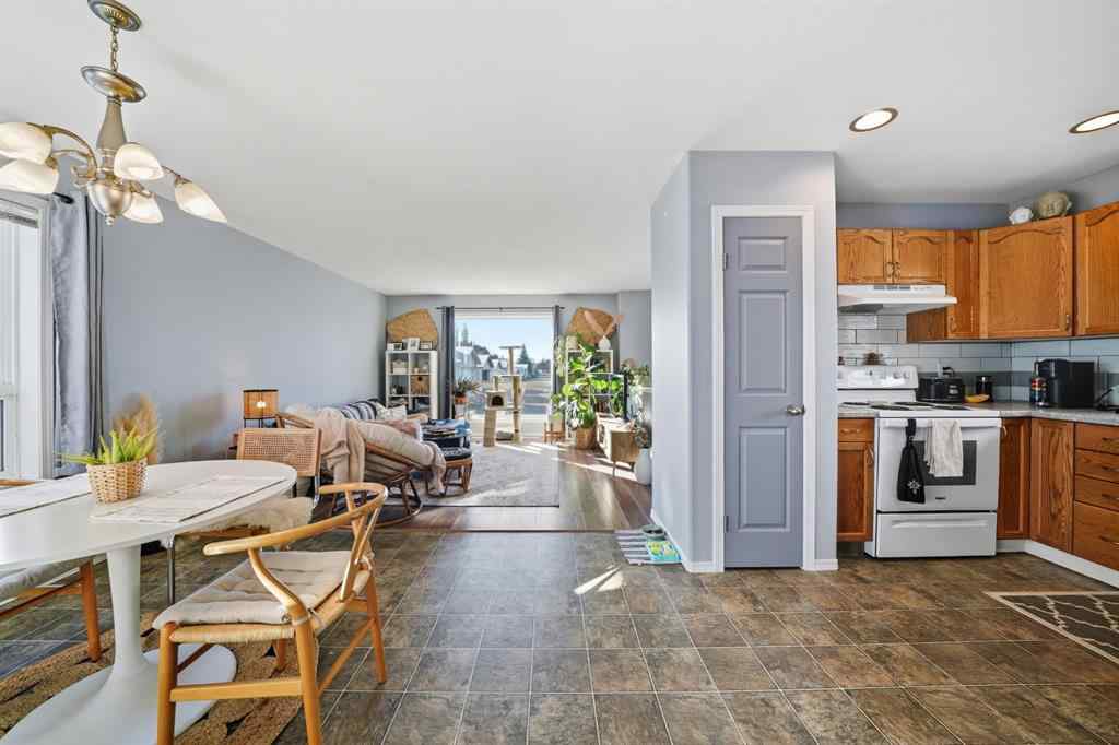 MLS® A2264968 - 106 Drummond Close  in Davenport Red Deer, Residential