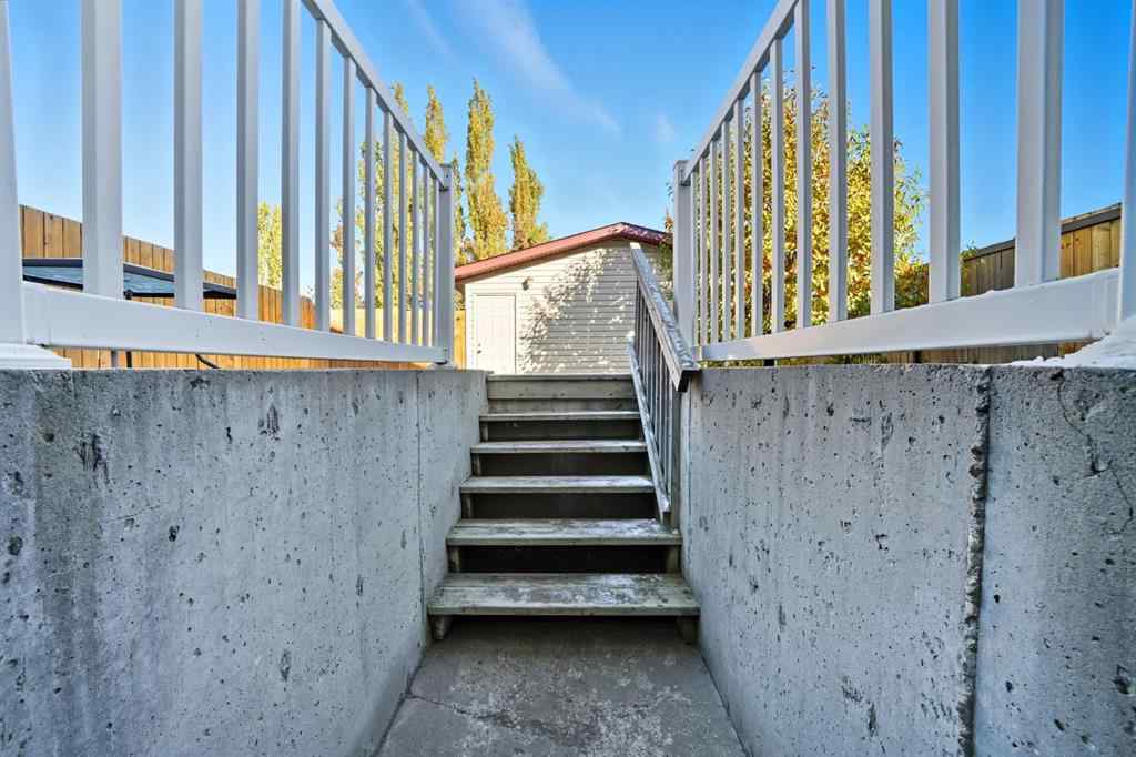 MLS® A2264968 - 106 Drummond Close  in Davenport Red Deer, Residential