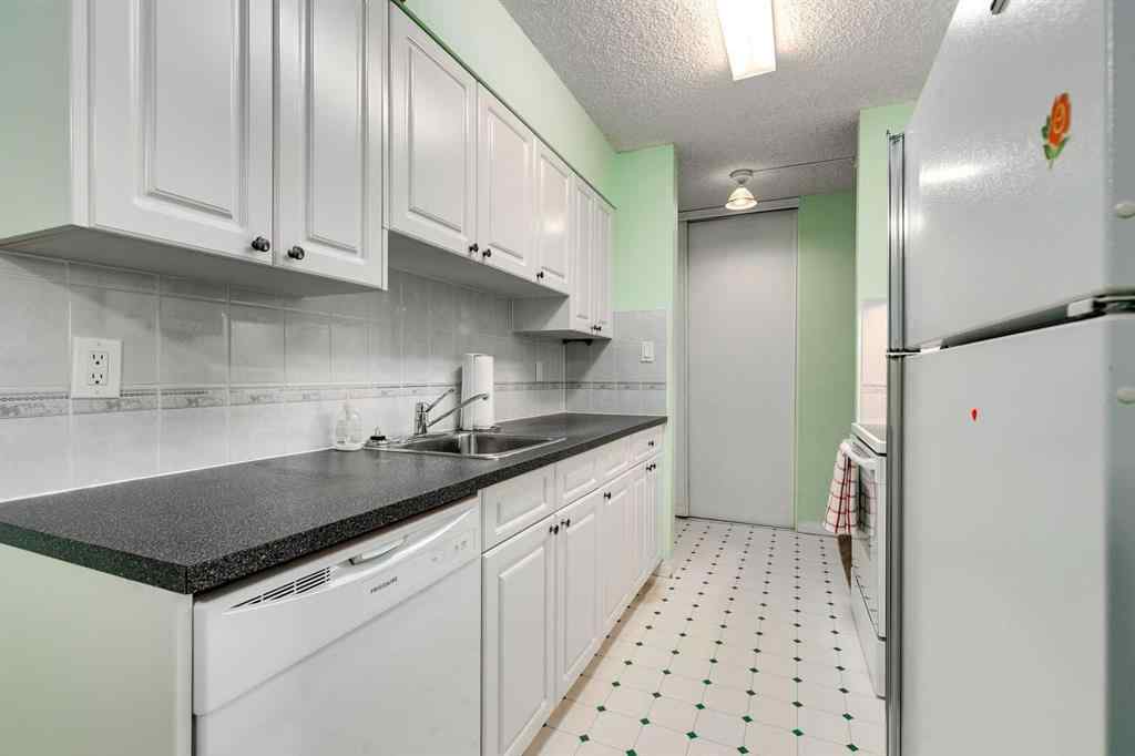 MLS® A2264972 - Unit #131 820 89 Avenue SW in Haysboro Calgary, Residential