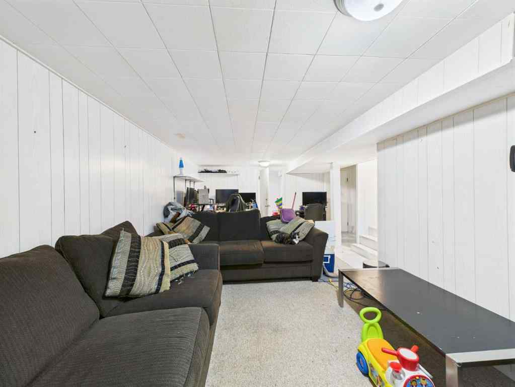 MLS® A2264974 - 5314 45 Street  in NONE Vegreville, Residential