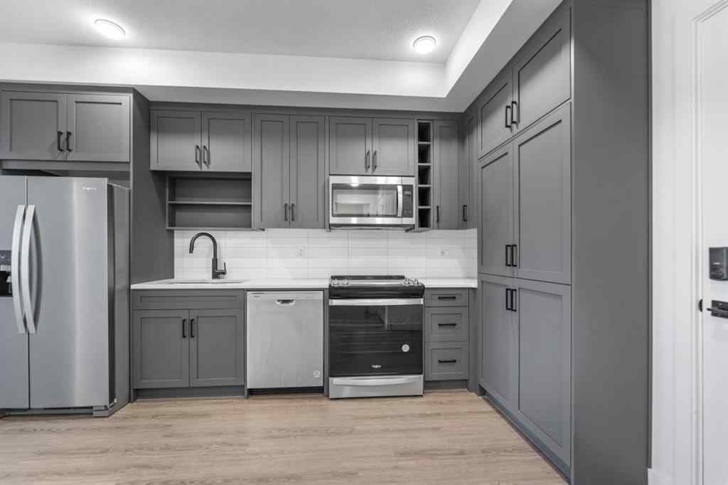 MLS® A2264977 - Unit #220 3932 University Avenue NW in University District Calgary, Residential