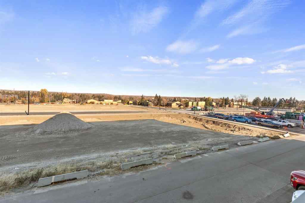 MLS® A2264977 - Unit #220 3932 University Avenue NW in University District Calgary, Residential