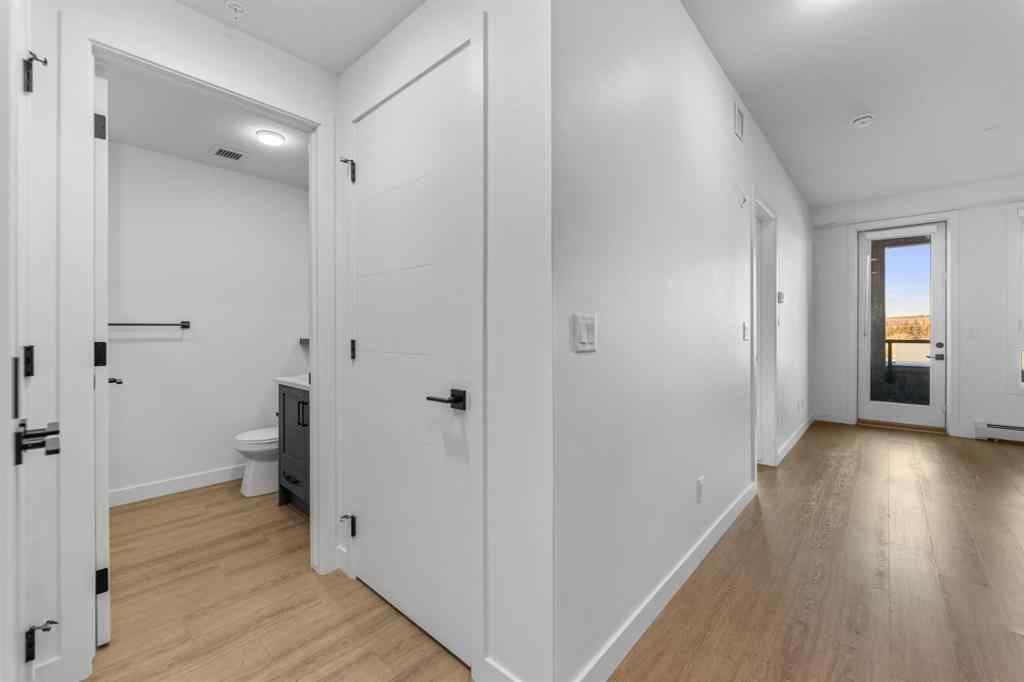 MLS® A2264977 - Unit #220 3932 University Avenue NW in University District Calgary, Residential