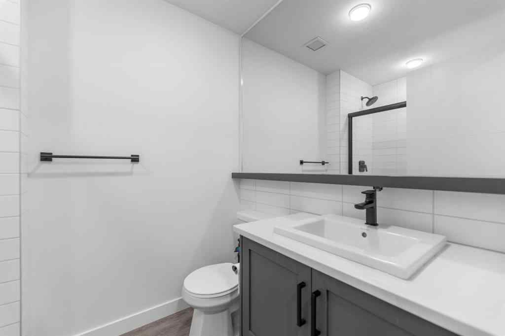 MLS® A2264977 - Unit #220 3932 University Avenue NW in University District Calgary, Residential