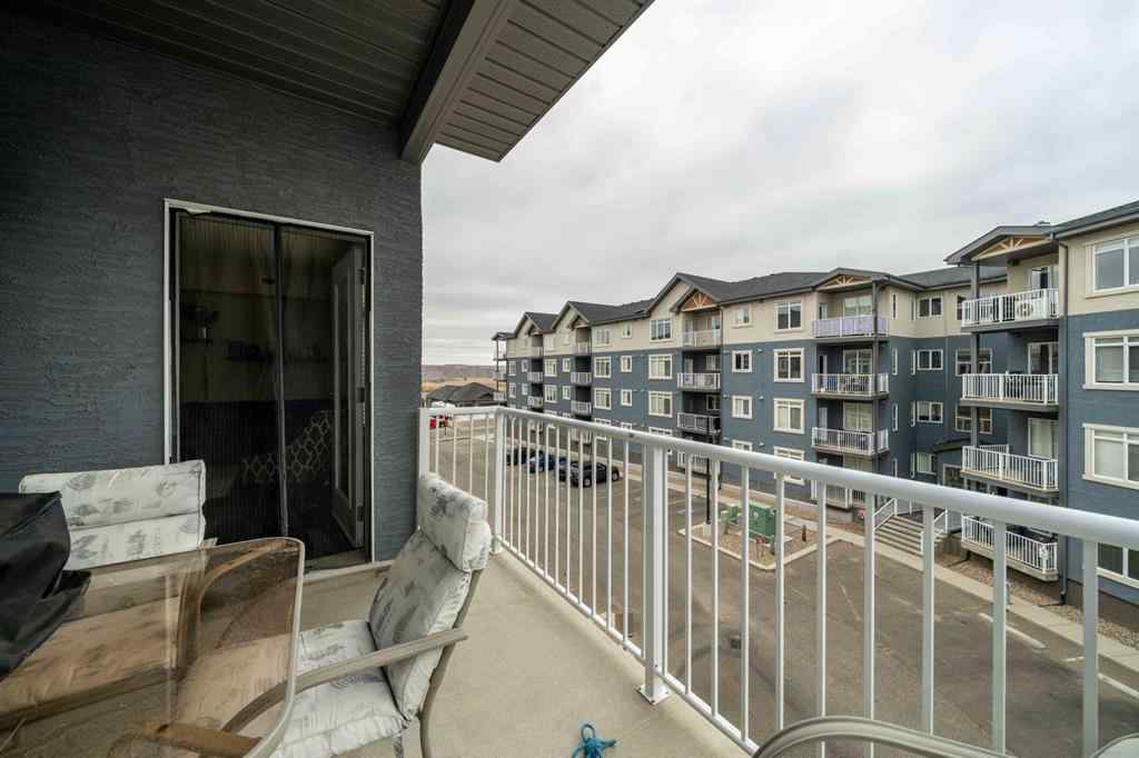 MLS® A2264978 - Unit #401 19 Terrace View NE in Terrace Medicine Hat, Residential