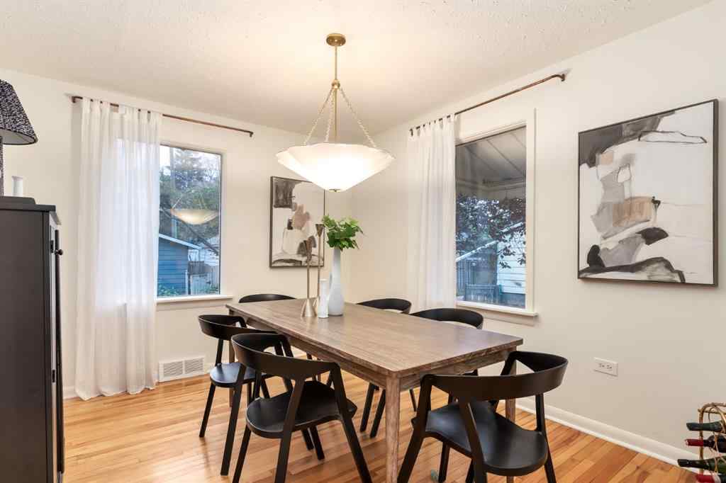 MLS® A2264981 - 437 30 Avenue NW in Mount Pleasant Calgary, Residential