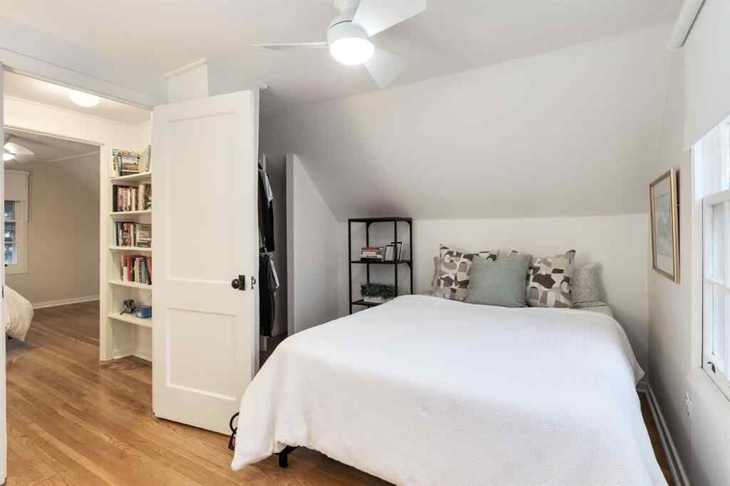 MLS® A2264981 - 437 30 Avenue NW in Mount Pleasant Calgary, Residential