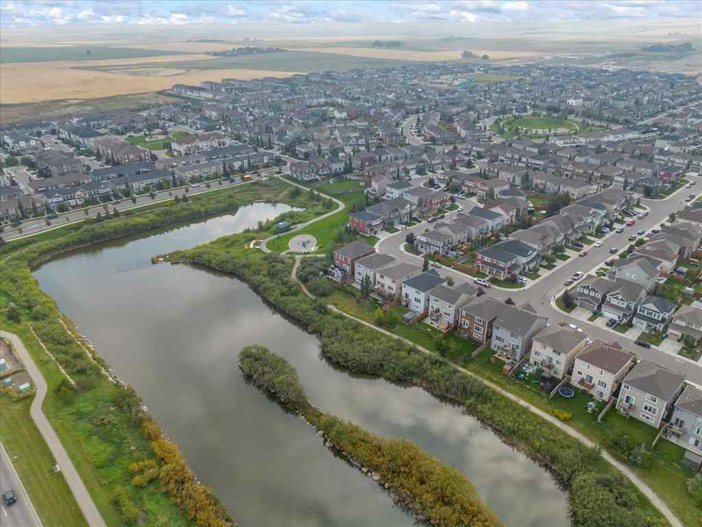 MLS® A2264984 - 602 Osborne Drive SW in Southwinds Airdrie, Residential