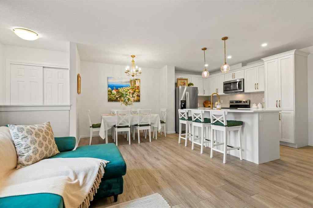 MLS® A2264984 - 602 Osborne Drive SW in Southwinds Airdrie, Residential