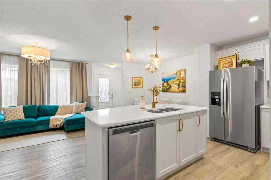 MLS® A2264984 - 602 Osborne Drive SW in Southwinds Airdrie, Residential