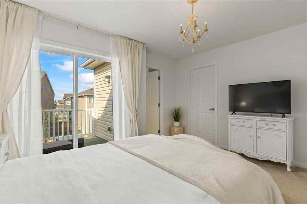 MLS® A2264984 - 602 Osborne Drive SW in Southwinds Airdrie, Residential