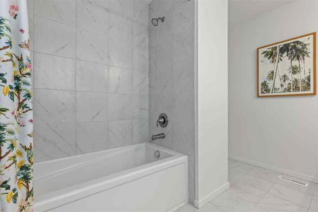 MLS® A2264984 - 602 Osborne Drive SW in Southwinds Airdrie, Residential