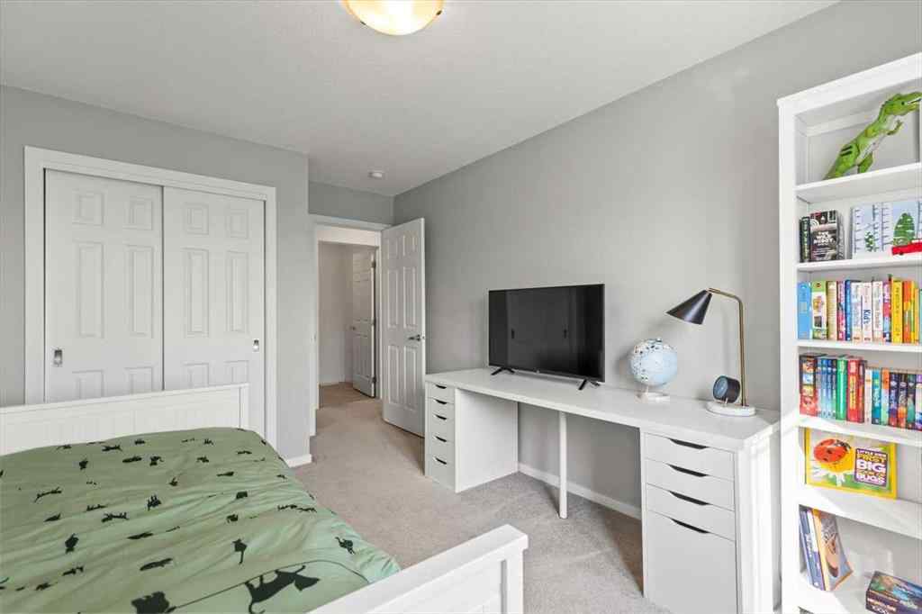 MLS® A2264984 - 602 Osborne Drive SW in Southwinds Airdrie, Residential