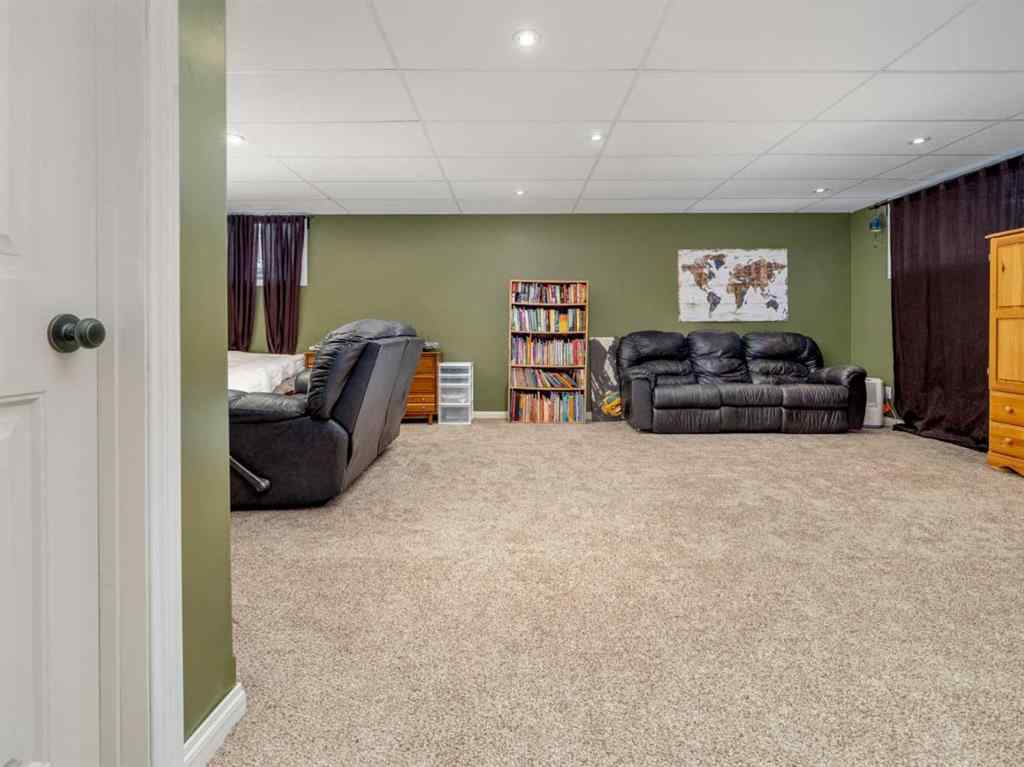 MLS® A2264987 - 1126 Briar Road  in NONE Pincher Creek, Residential