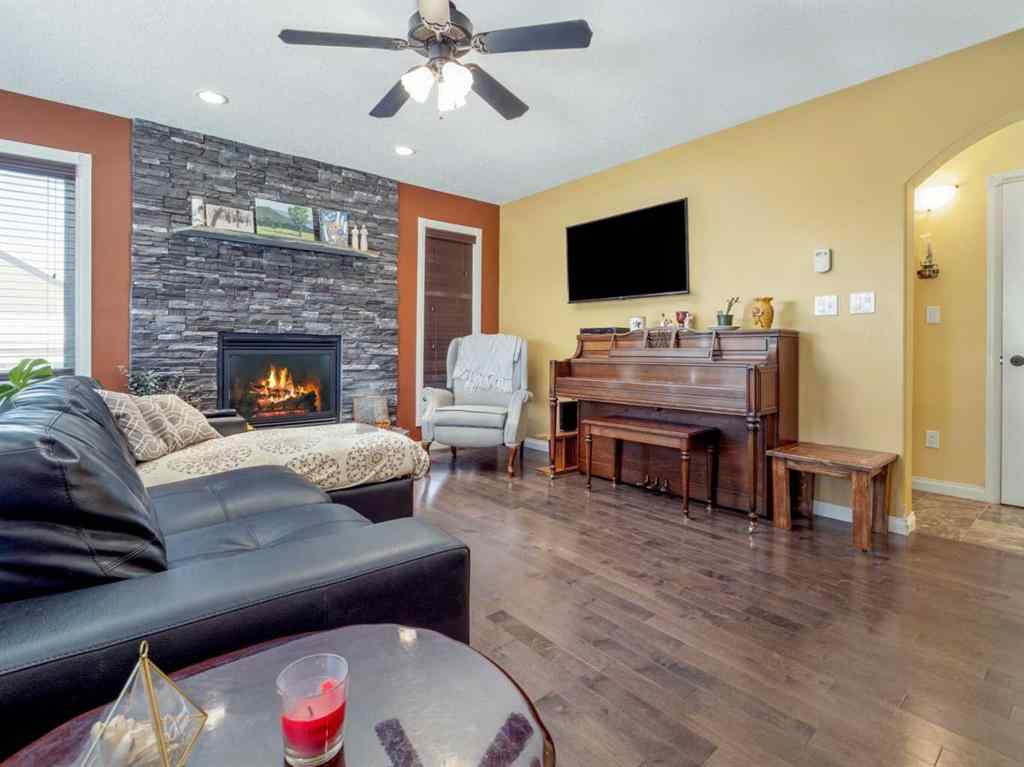 MLS® A2264987 - 1126 Briar Road  in NONE Pincher Creek, Residential