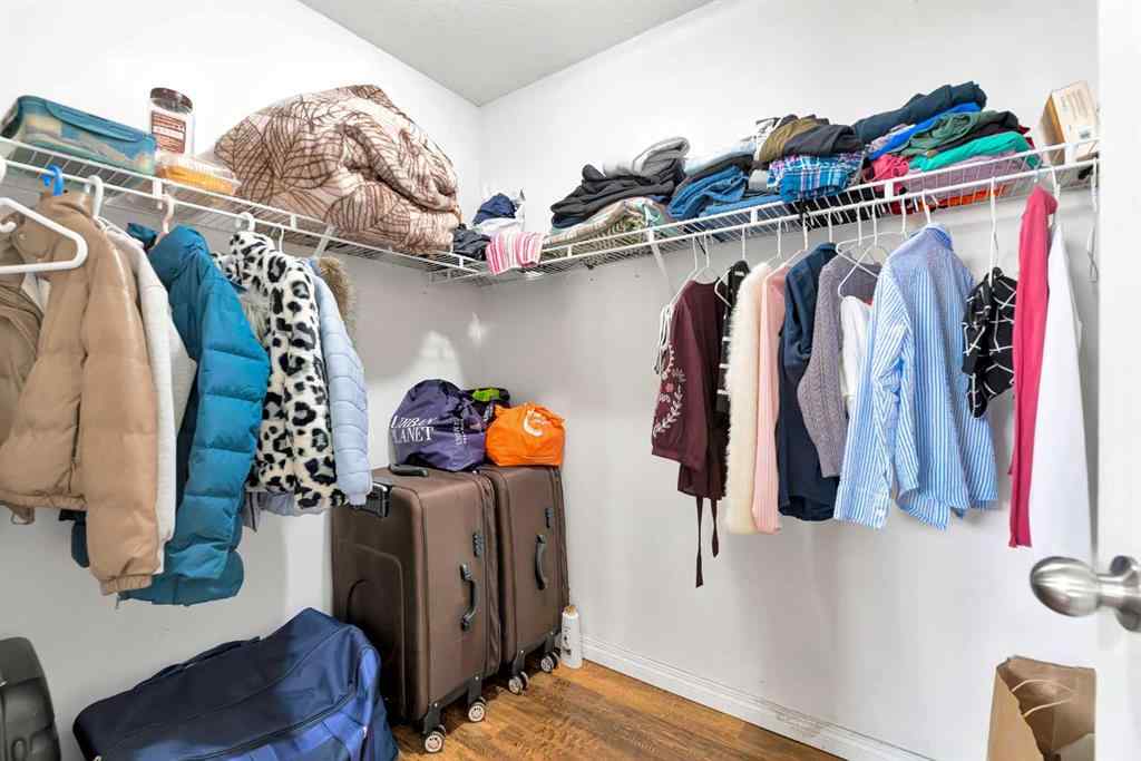 MLS® A2264989 - 61 Taralake Street NE in Taradale Calgary, Residential